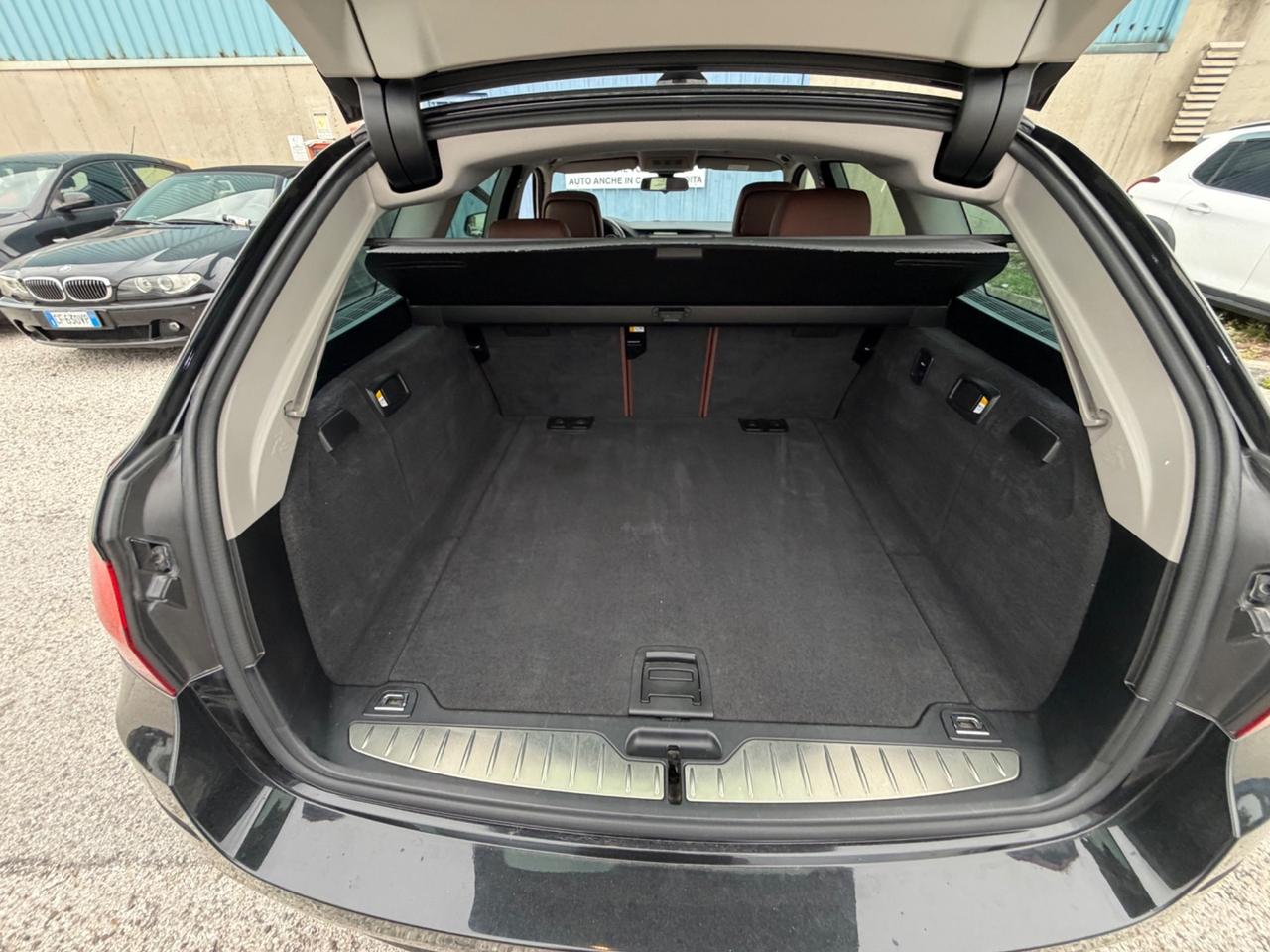 Bmw 525 525d xDrive Touring Luxury