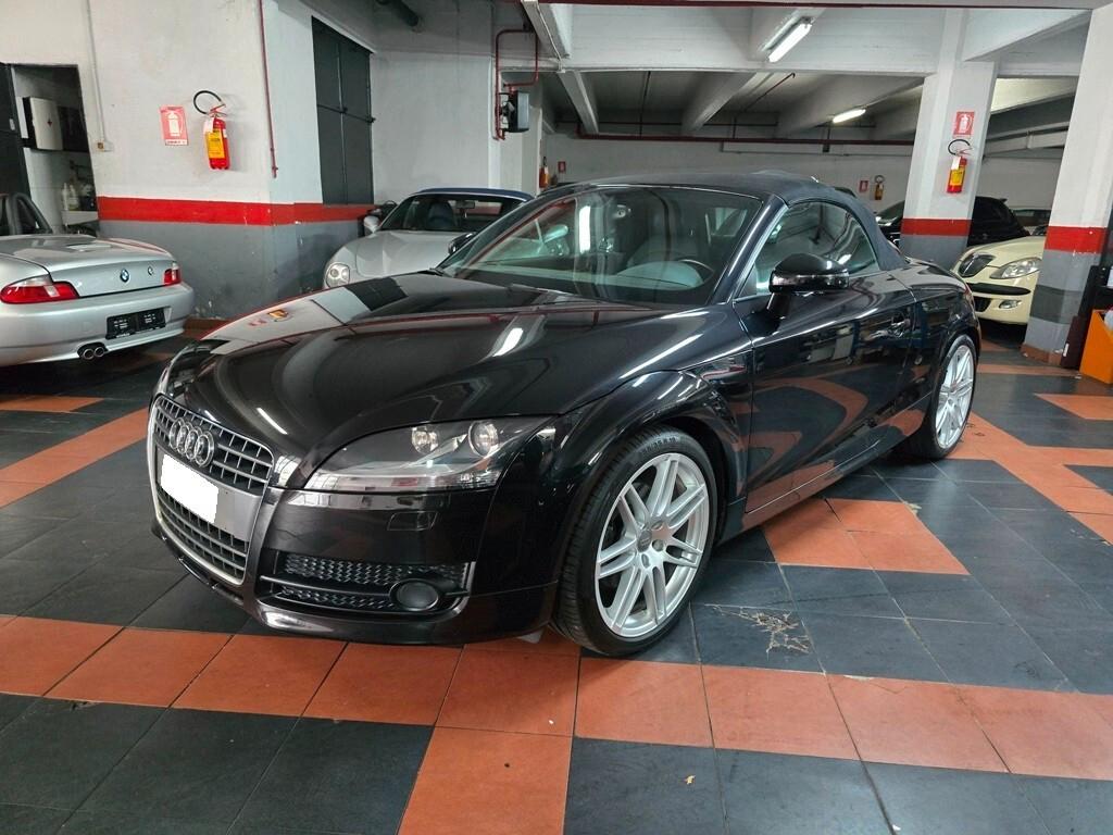 Audi TT Roadster 2.0 TFSI EXCLUSIVE/BOOK SERVICE/MANUALE