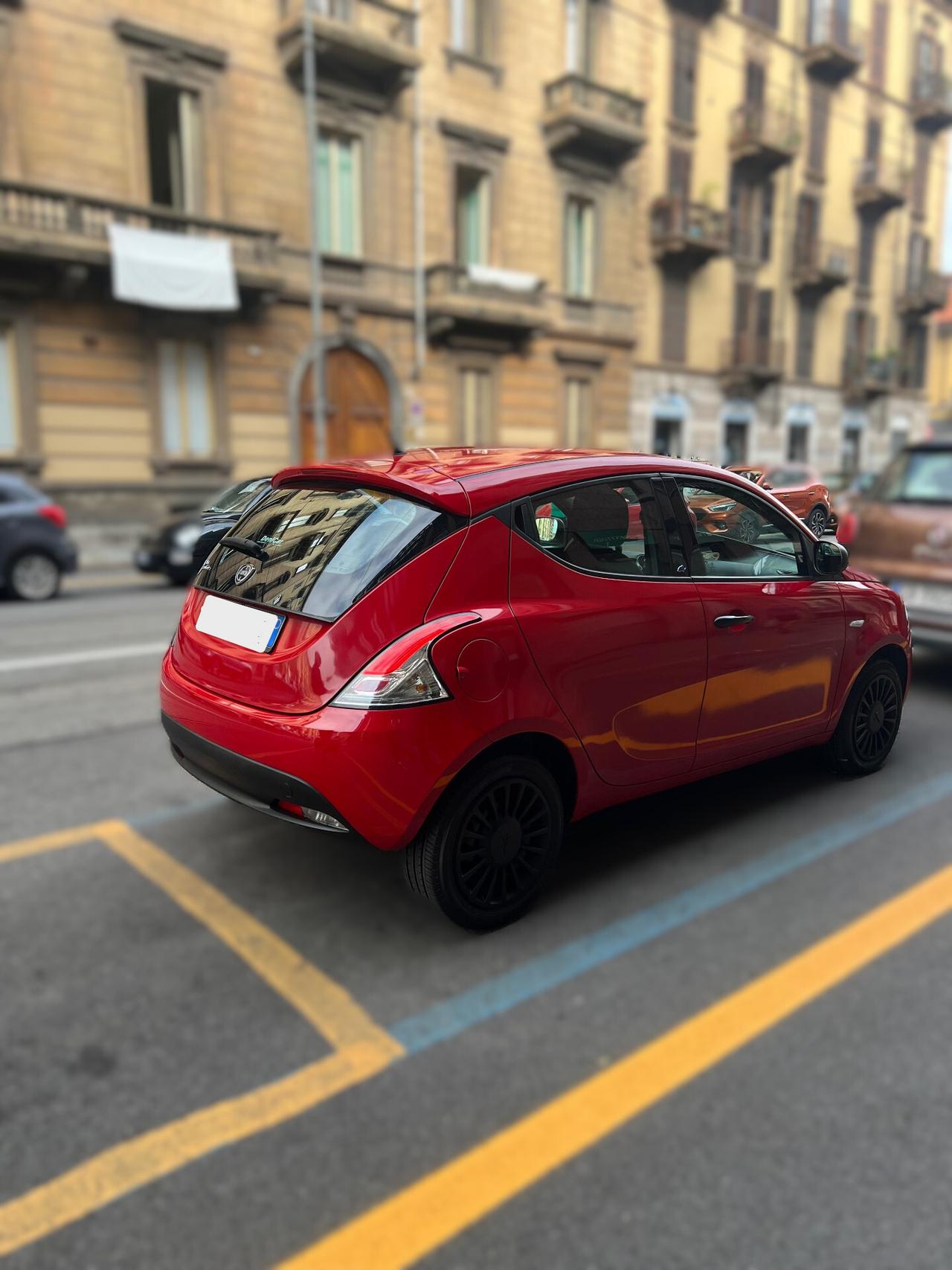 Lancia Ypsilon 1.2 69 CV 5 porte