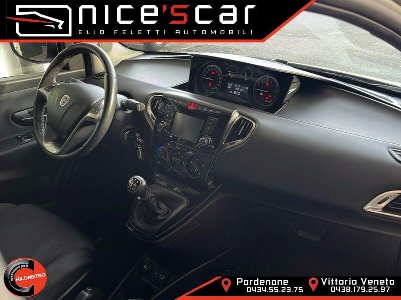 Lancia Ypsilon Ypsilon 1.0 FireFly 5 porte S&S Hybrid Ecochic Gold