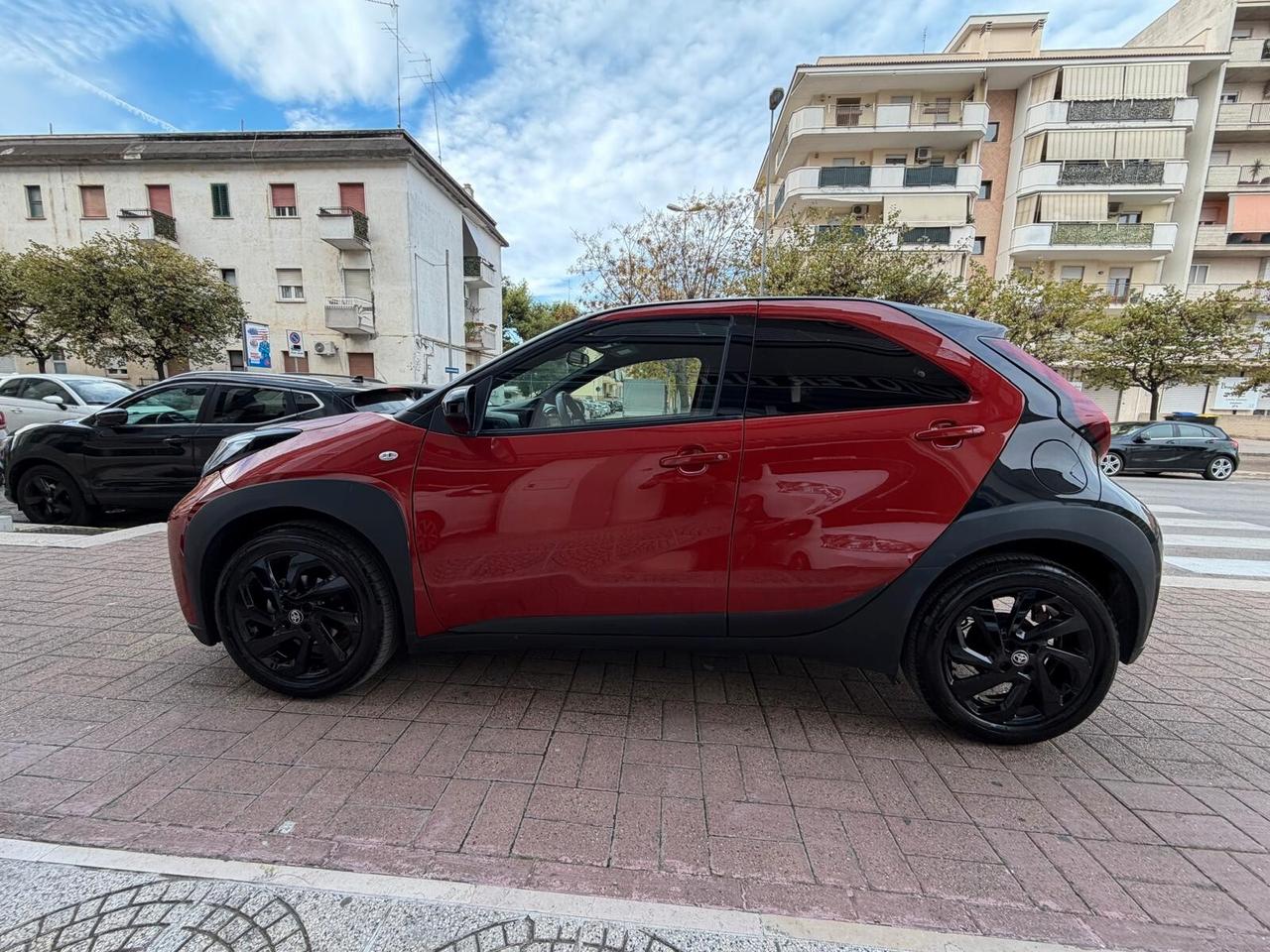 Toyota Aygo X 1.0 VVT-i 72 CV 5 porte Lounge-2022