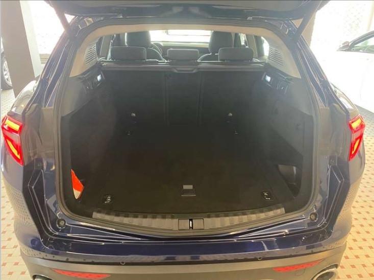 Alfa Romeo Stelvio 2.2 t 190cv Blu Montecarlo