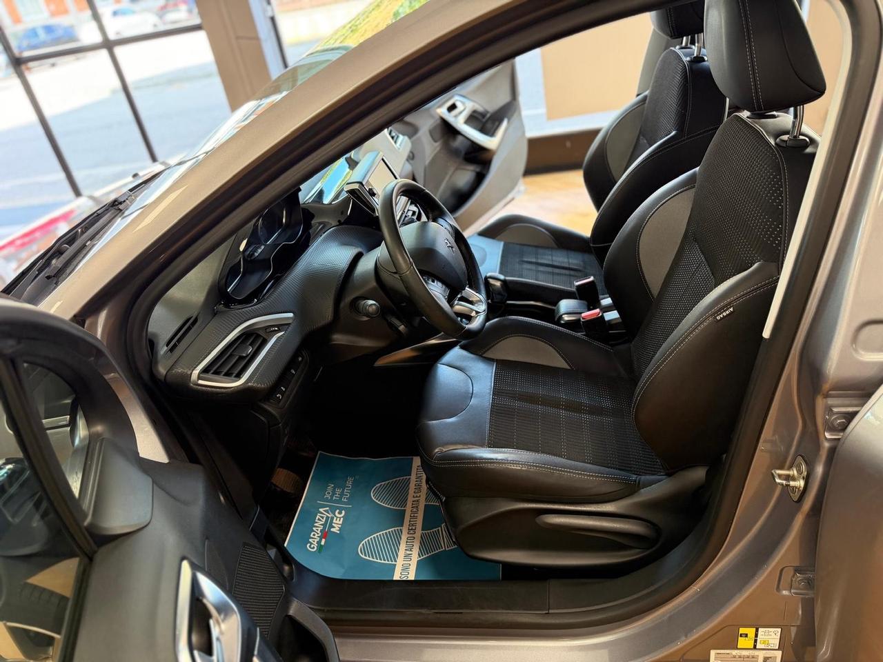 Peugeot 2008 PureTech 82 Allure