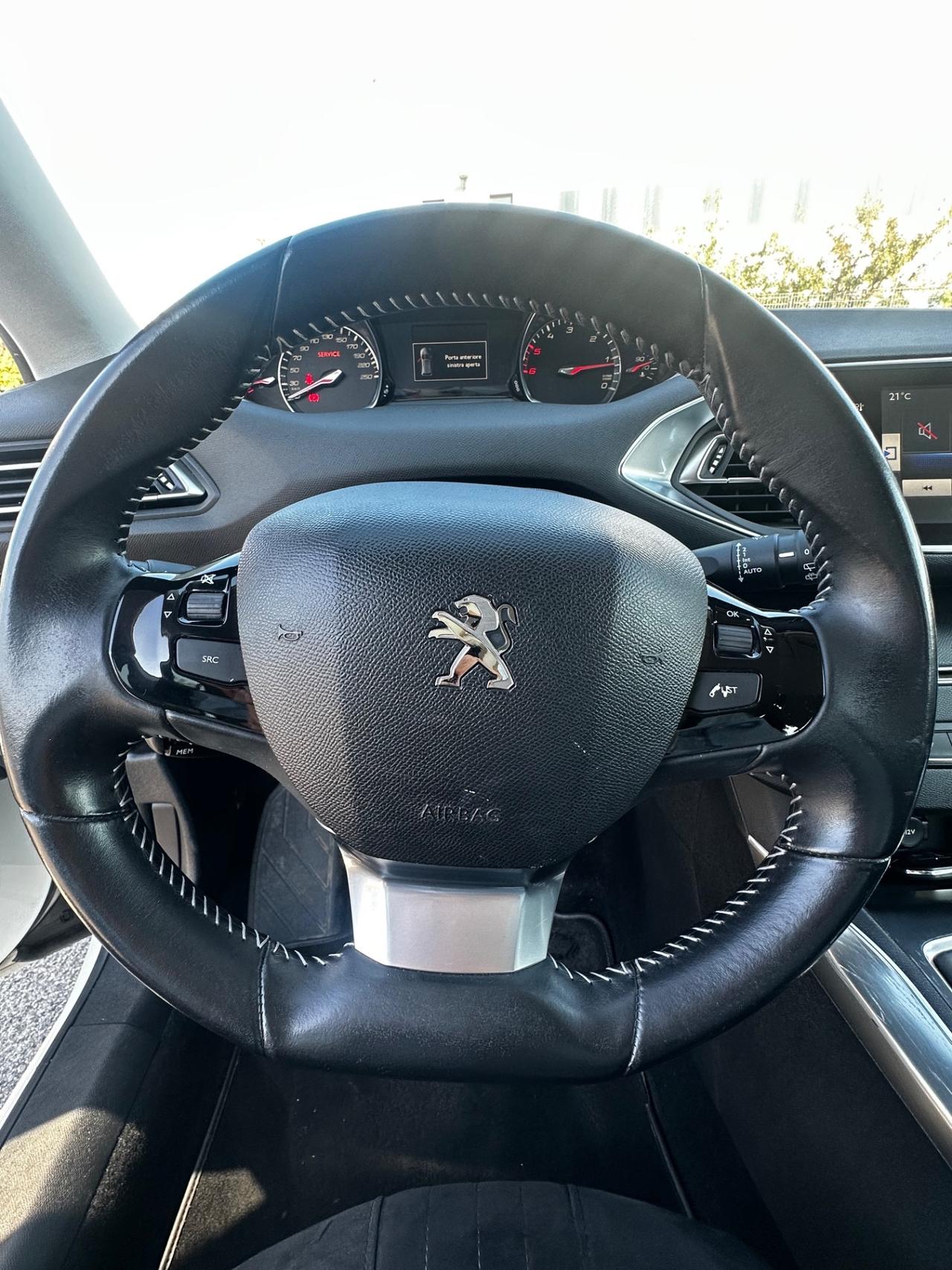 Peugeot 308 1.6 e-HDi 115 CV Stop&Start GT Line