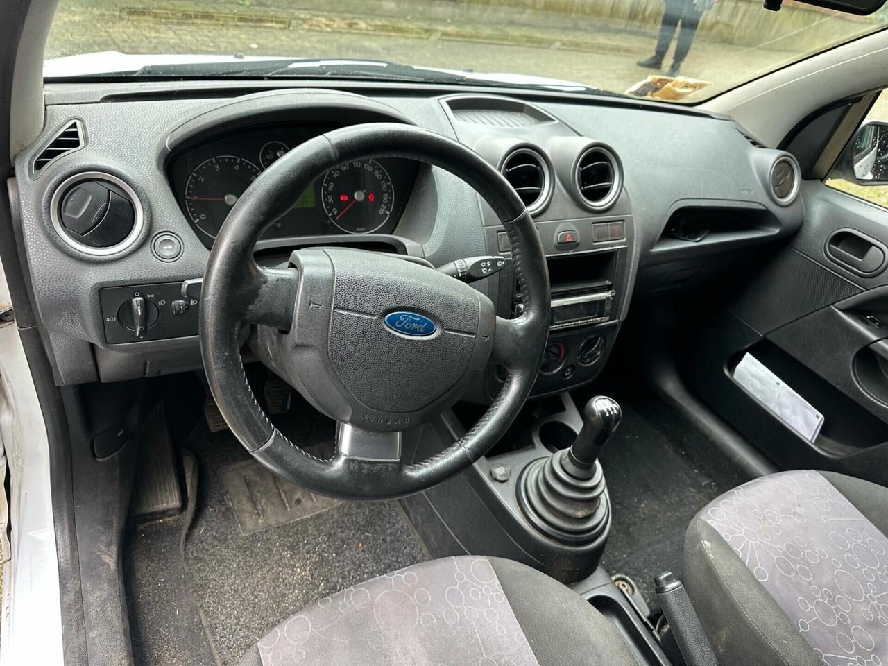 Ford Fiesta 1.2 16V 3p. Clever