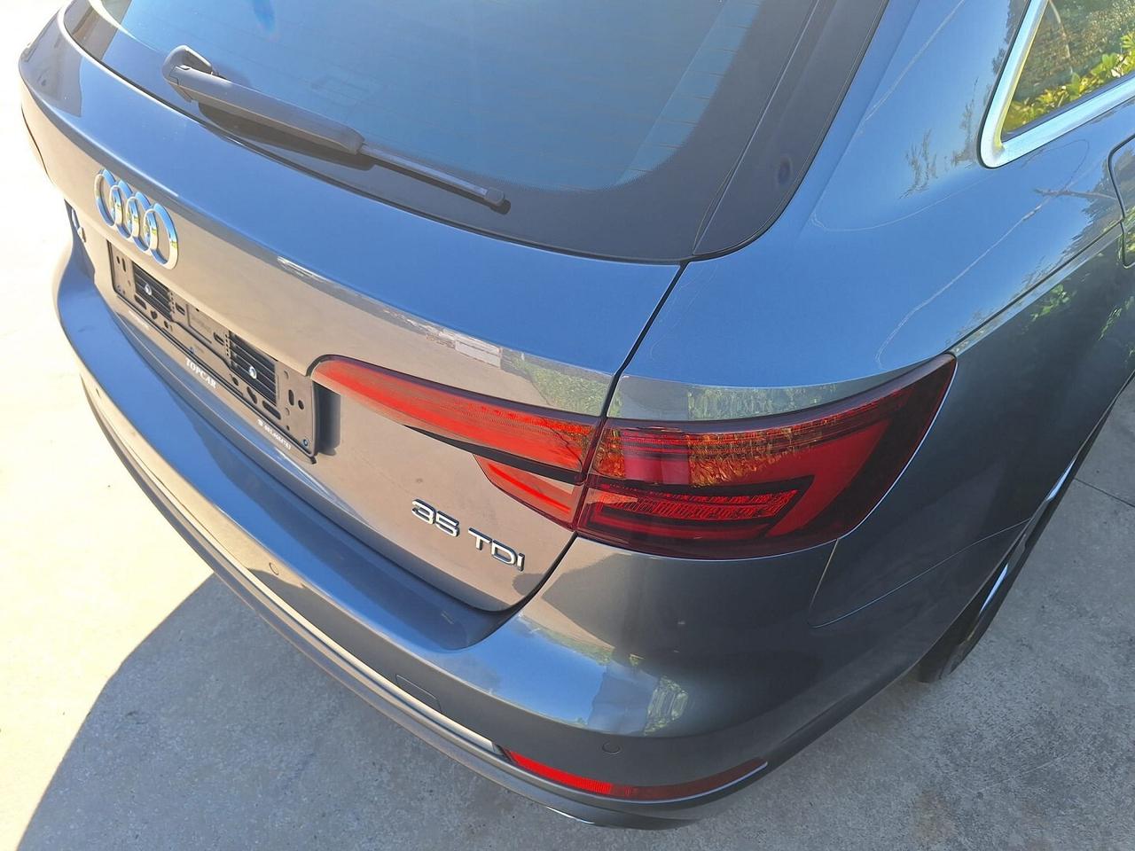 Audi A4 2.0 3.5 TDI S-line Navi Xeno Pelle Radar