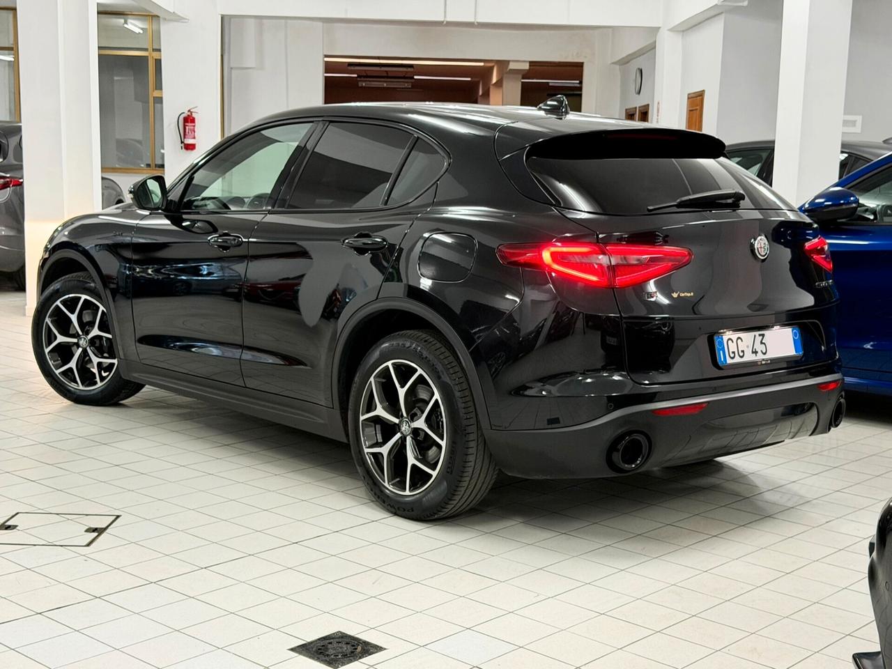 Alfa Romeo Stelvio 2.0 T 200 CV SPRINT CERCHI 19" AT8 Q4 TAGLIANDATA