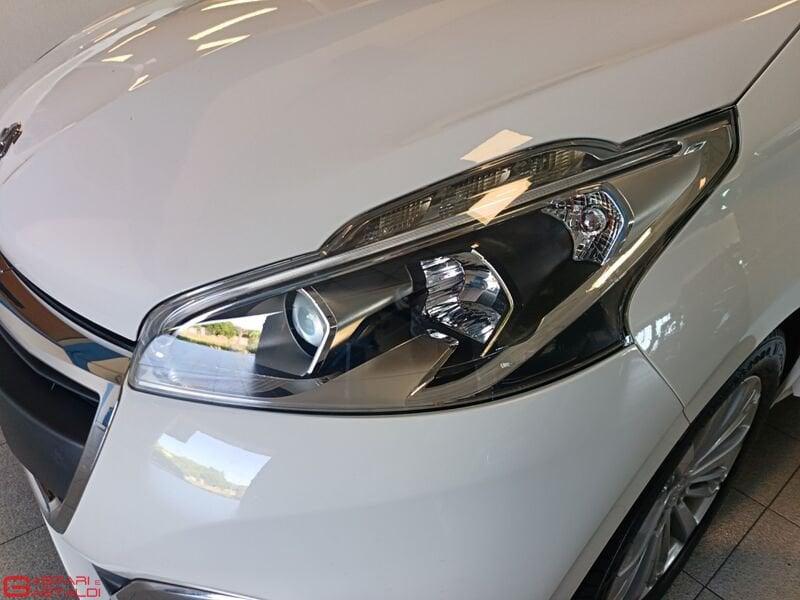 Peugeot 208 ALLURE PureTech 82cv GPL