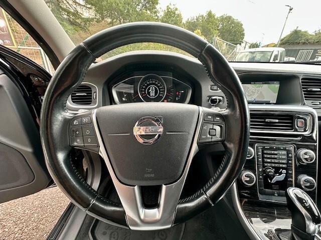Volvo V60 D2 1.6 Powershift R-design Kinetic