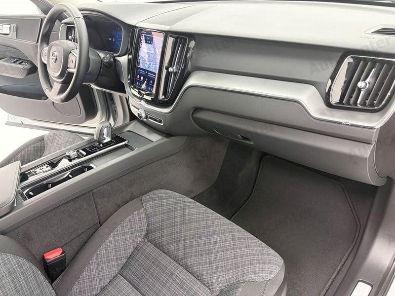 Volvo XC60 T6 PLUG IN PHEV CORE AWD AUT
