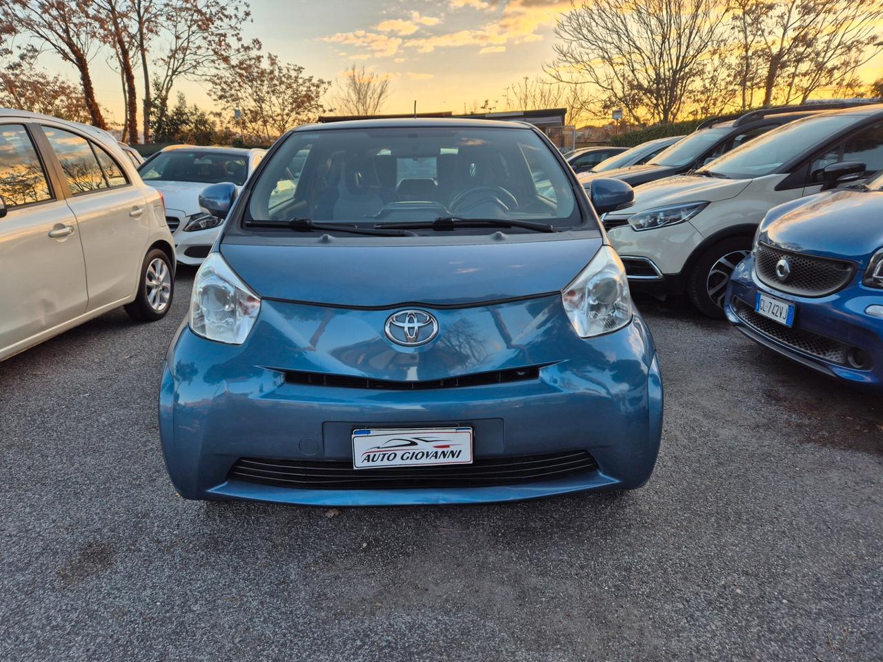 Toyota iQ 1.0 CVT Lounge