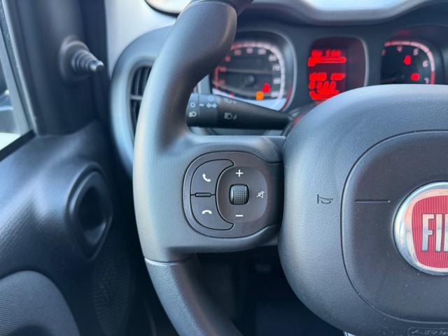FIAT Panda 1.0 HYBRID CITY LIFE+CLIMATRONIC+SCHERMO+5POSTI
