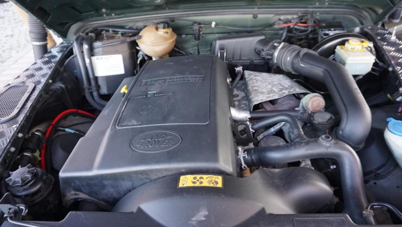 Land Rover Defender 110 2.5 Td5 cat S.W. S