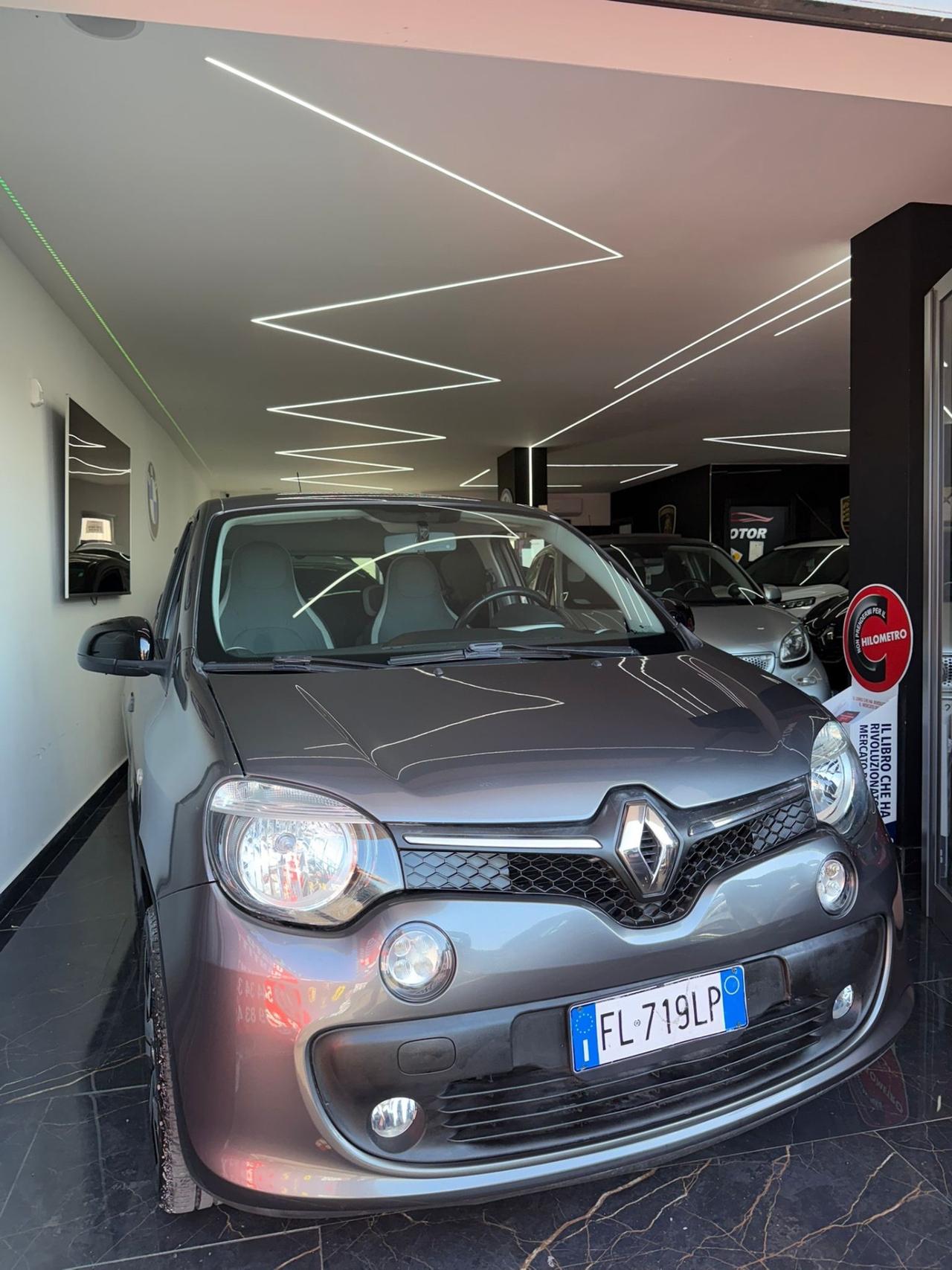 Renault Twingo SCe EDC Intens