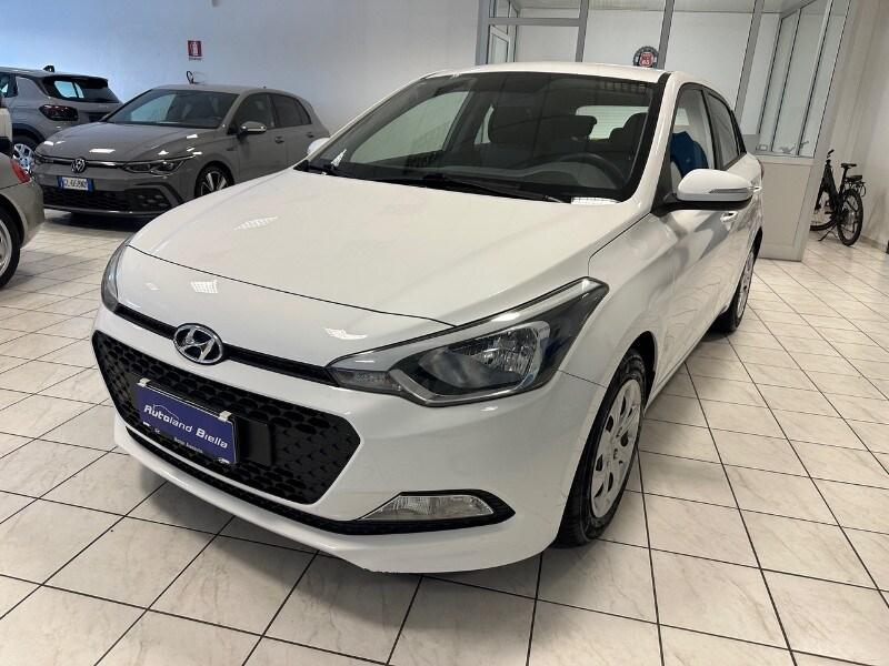 HYUNDAI i20 2ª serie i20 1.2 84 CV 5 porte Cla...