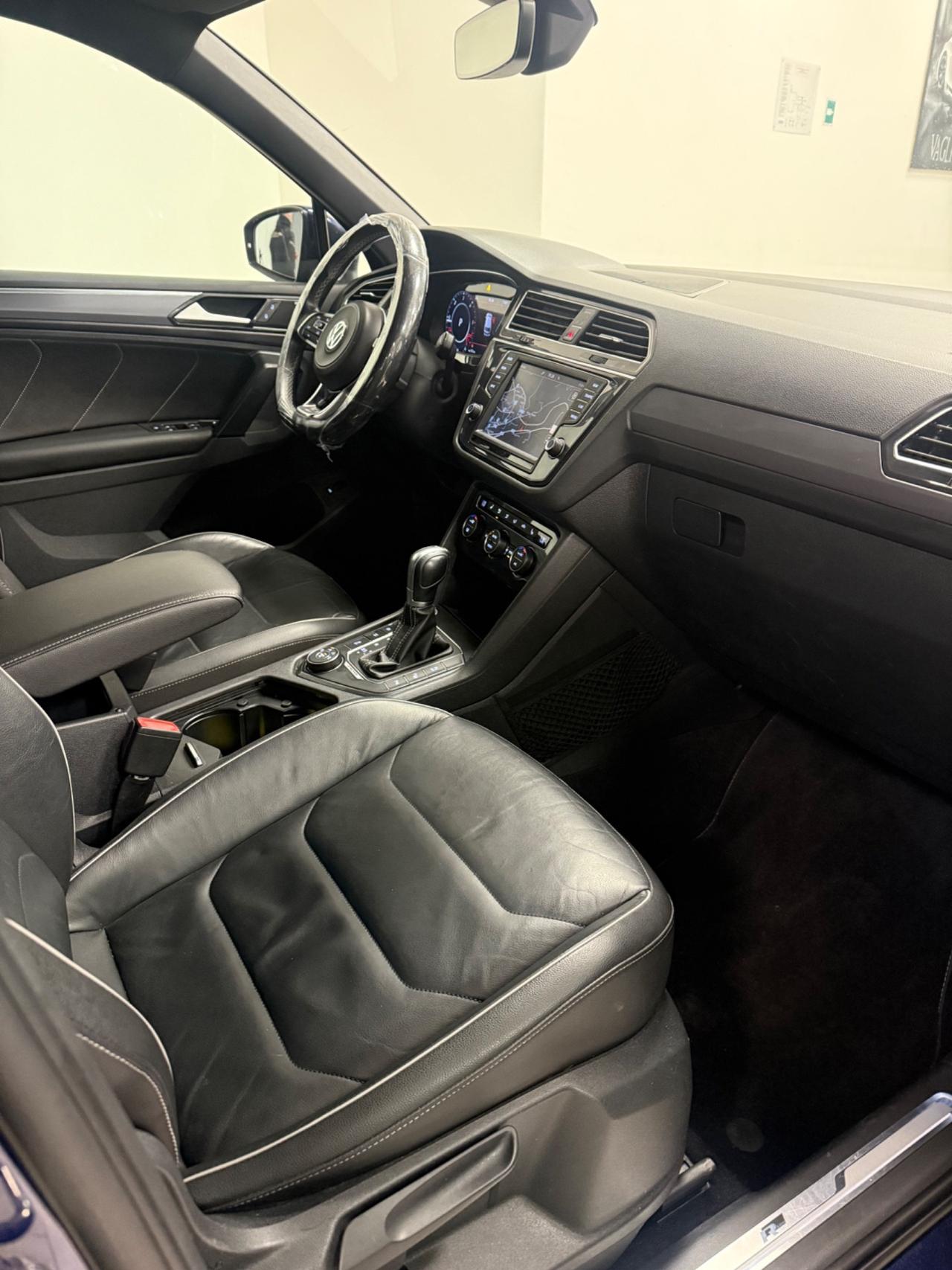 Volkswagen Tiguan 2.0 BiTDI SCR DSG 4MOTION Executive R-Line BMT