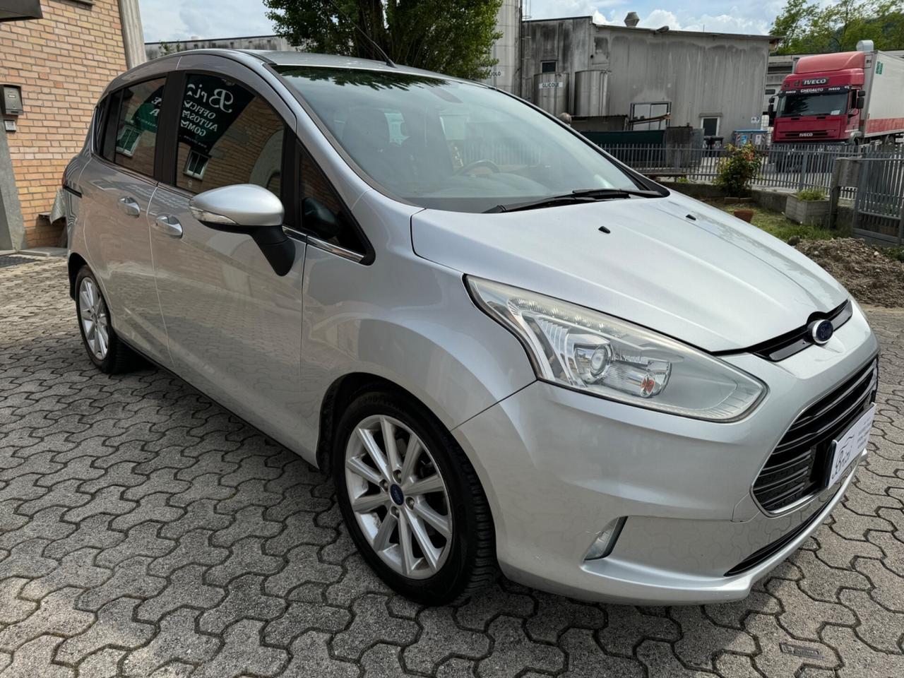 Ford B-Max 1.6 105 CV Powershift Titanium