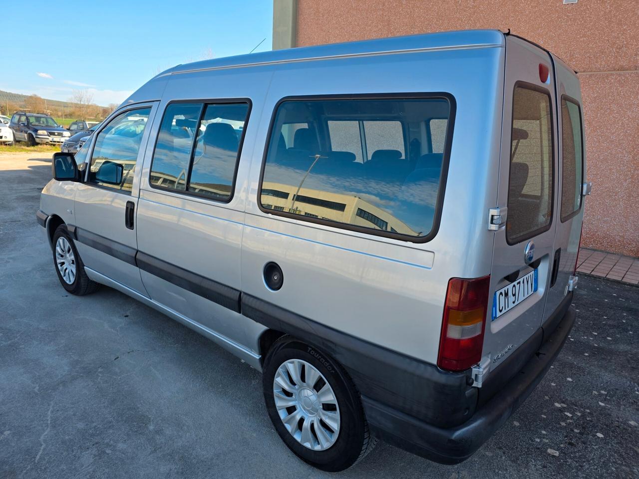 Fiat Scudo 2.0 JTD/9 posti Combi 9 p.ti Comfort