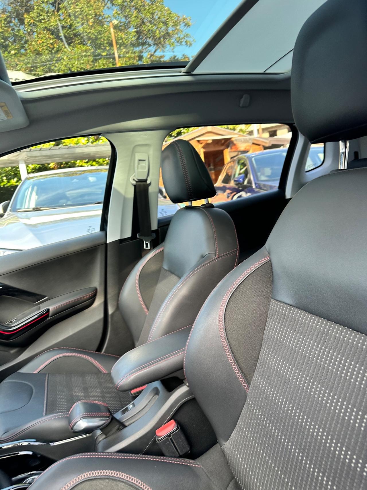 Peugeot 2008 BlueHDi 100 S&S GT Line