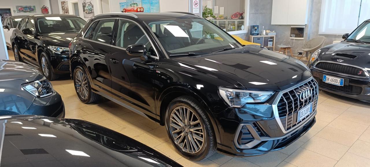 Audi Q3 35 TDI S tronic line edition