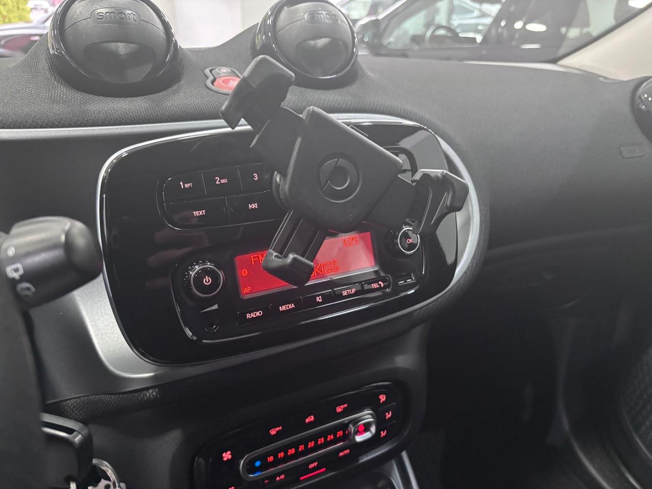 SMART FORFOUR 0.9 TWINAMIC TURBO PASSION TETTO-LED