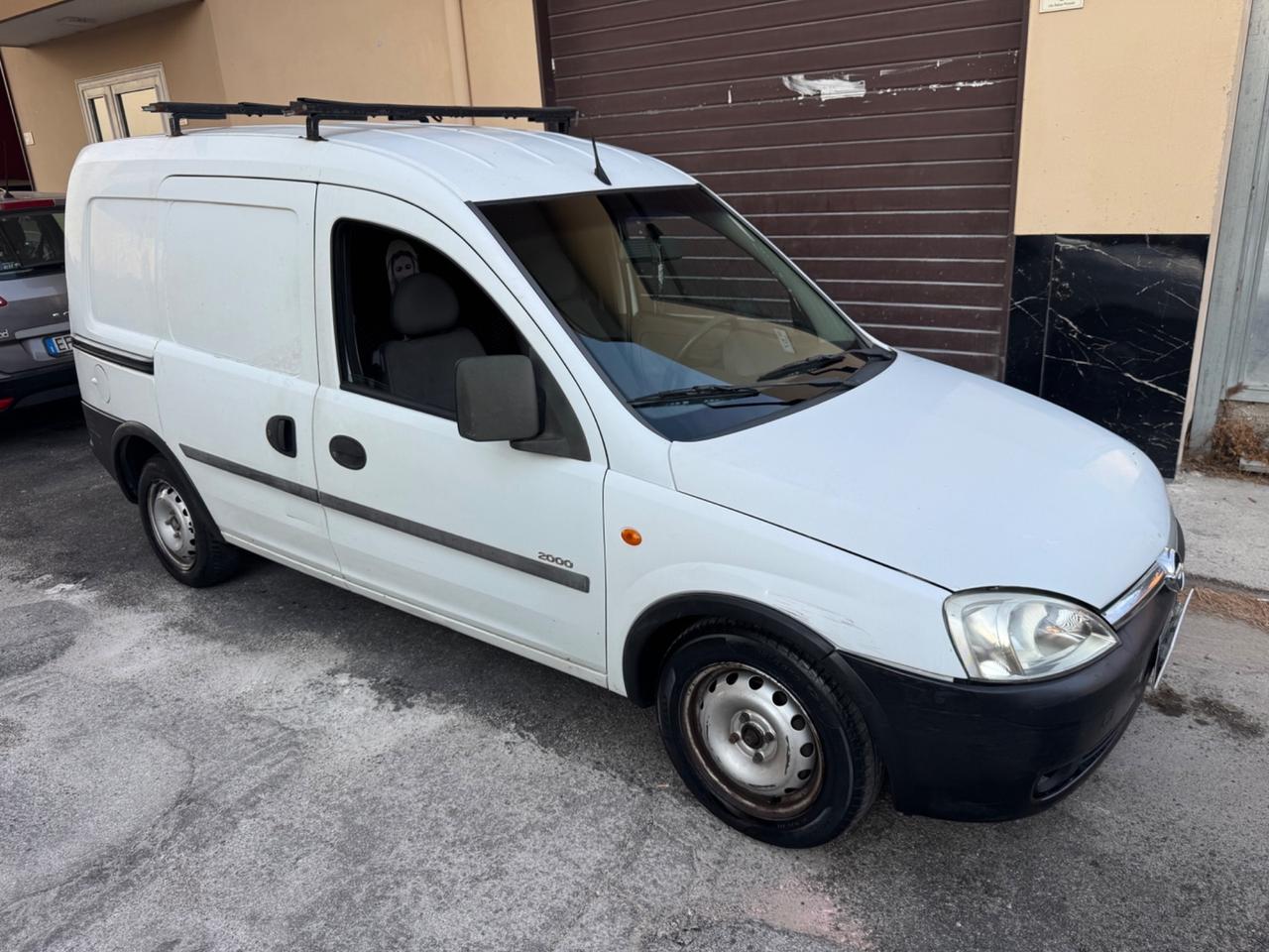 Opel Combo 1.7 DI 4p. Van Vetrato