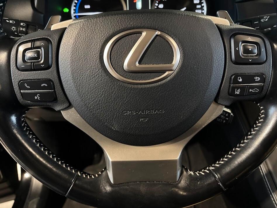 Lexus NX 300h Hybrid 4WD Executive 155cv