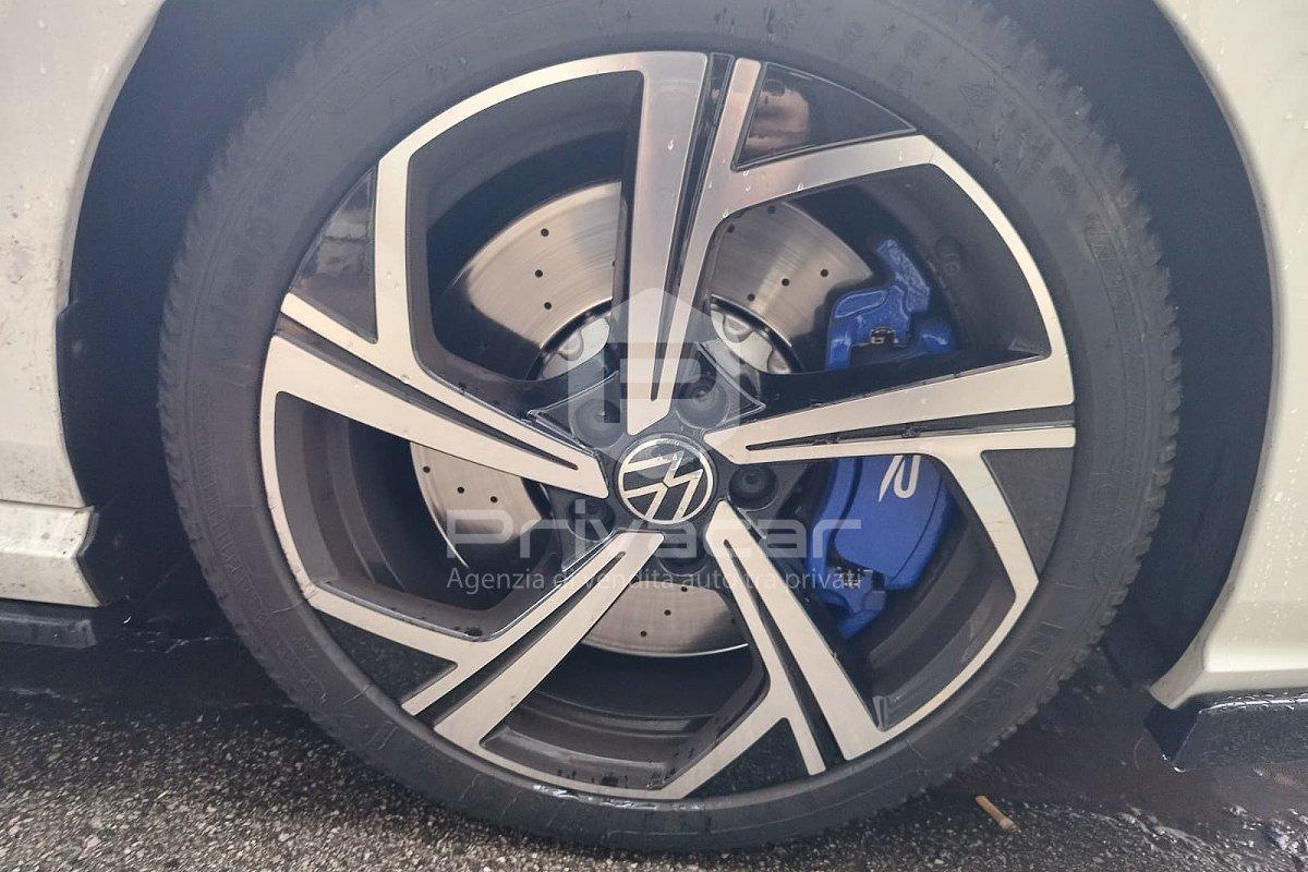 VOLKSWAGEN Golf 2.0 TSI DSG 4Motion R