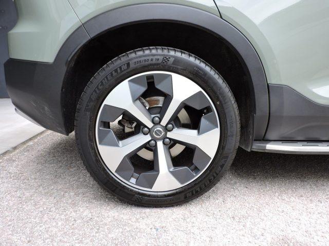 VOLVO XC40 B4 BENZINA AWD ULTIMATE DARK AUTOMATICA