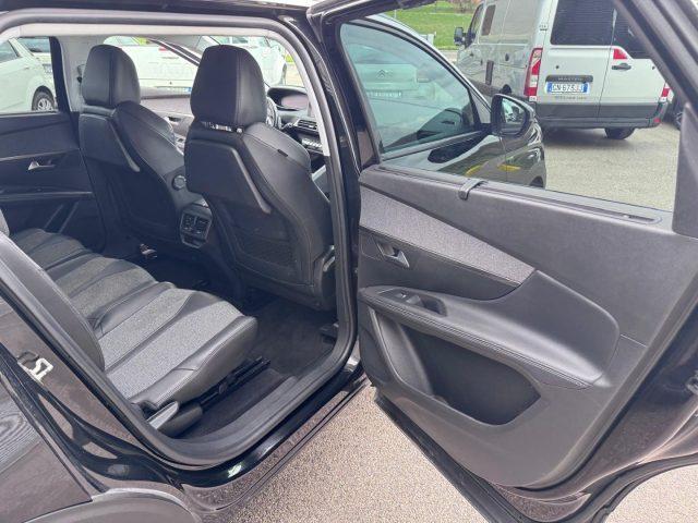 PEUGEOT 5008 BlueHDi 130 S&S Allure ok NEOPATENTATO