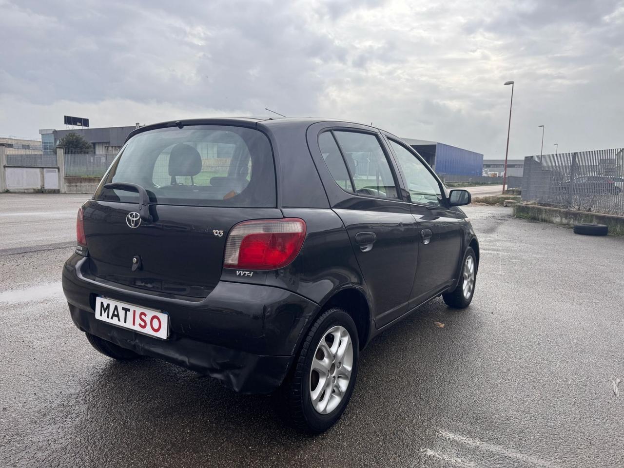 Toyota Yaris 1.0i 16V cat 5 porte Sol