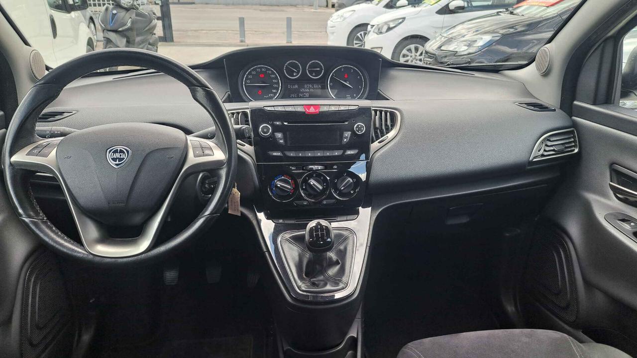 Lancia Ypsilon 1.3 MJT 16V 95 CV S&S Gold