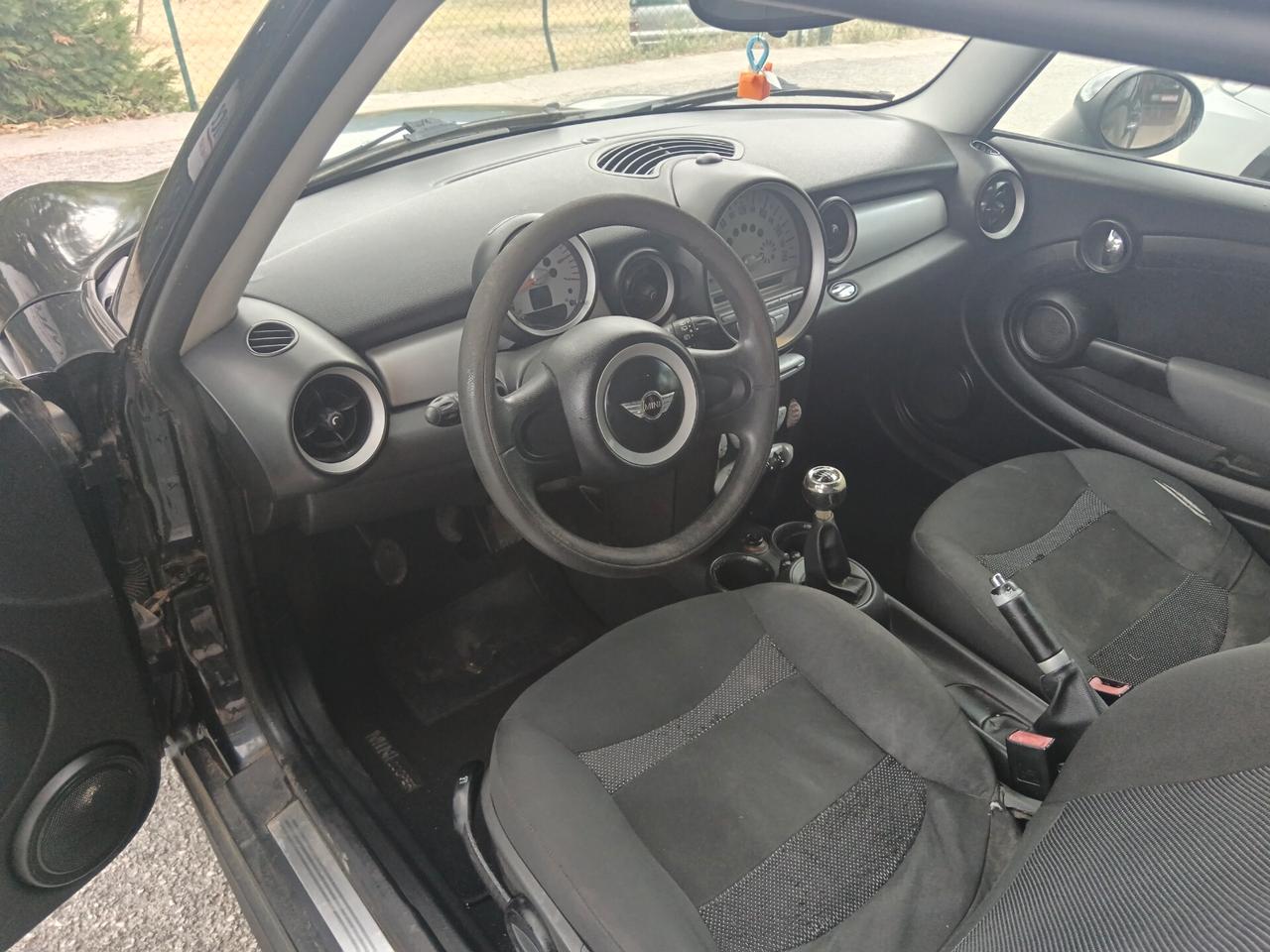 Mini 1.6 16V 109CV COOPER D - 2007