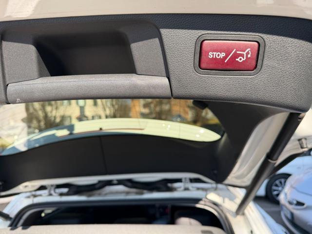 MERCEDES-BENZ GLA 220 4 Matic Sport Automatica