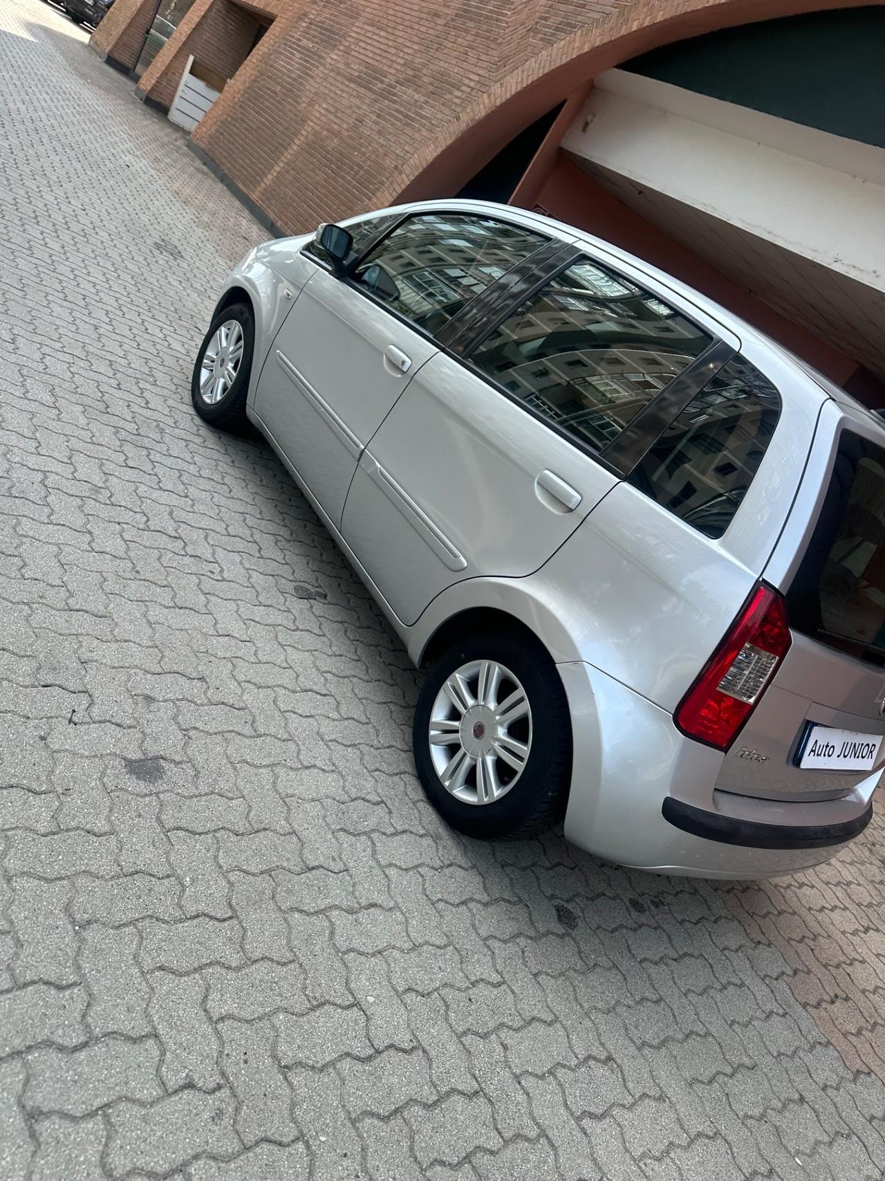 Fiat Idea 1.4 BlackEnergy GPL