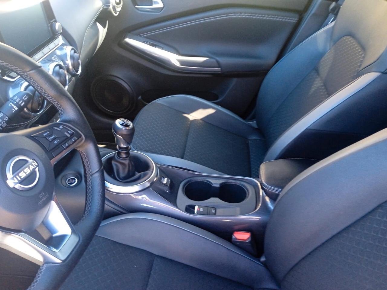 Nissan Juke 1.0 DIG-T 114 CV N-Connecta