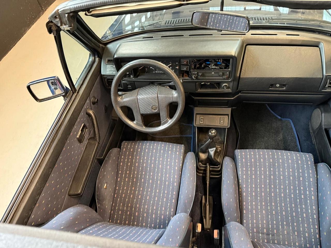 Volkswagen Golf Cabriolet 1.8