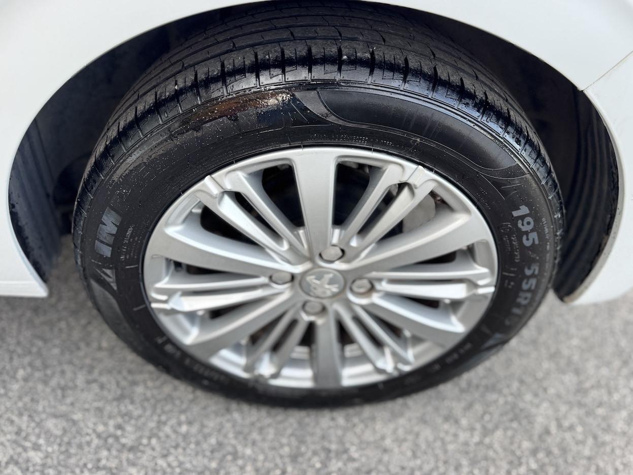 Peugeot 208 1.6 Diesel 75CV E6 Neo. - 2016
