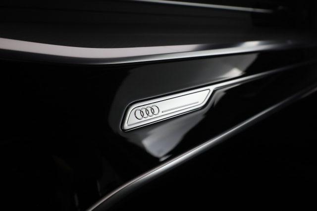 AUDI A6 A6 Avant 40 2.0 TDI S tronic Business Sport