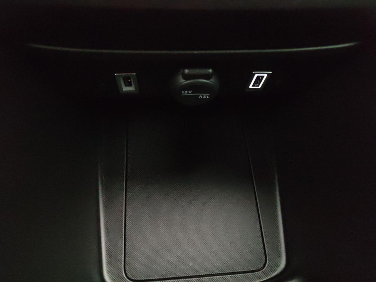 JEEP Avenger 1.2 145CV UPLAND 4XE EDCT6