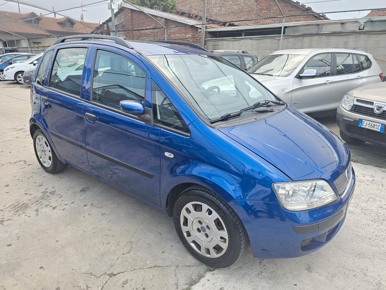 Fiat Idea 1.2 16V BlackLabel