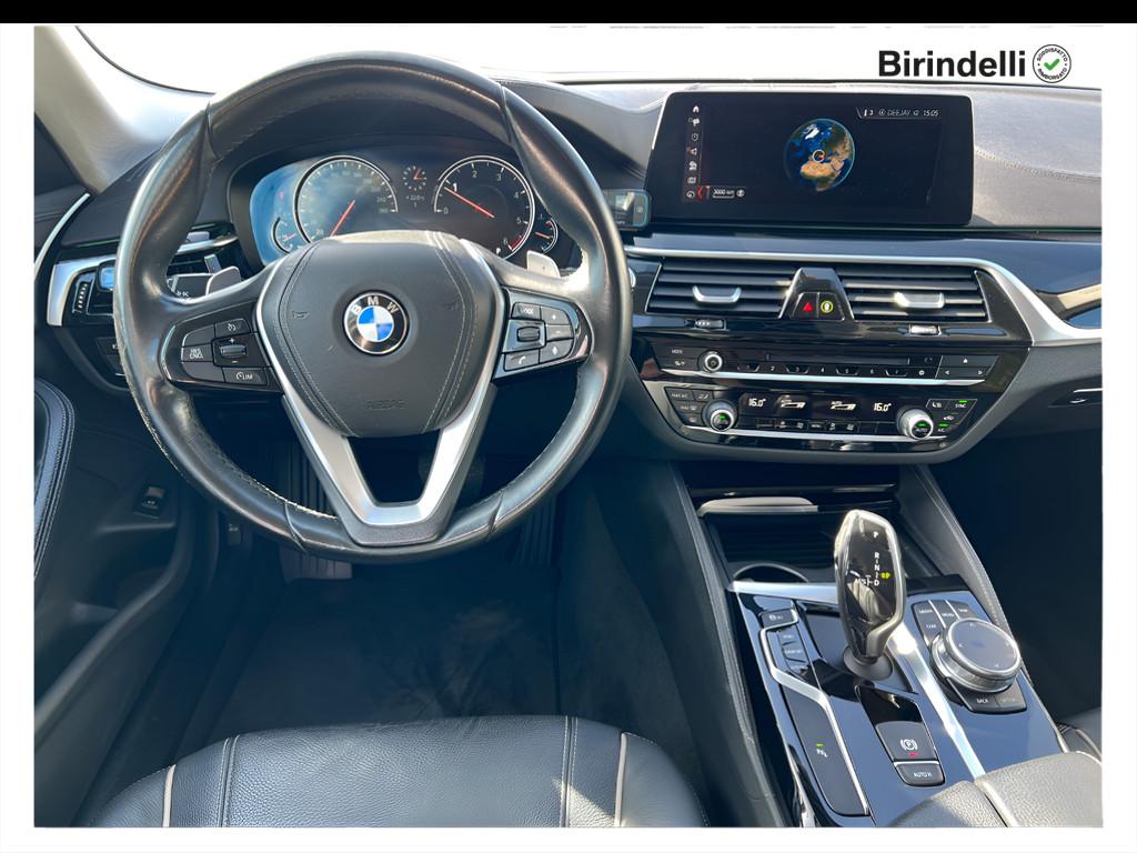 BMW Serie 5(G30/31/F90) - 520d Touring Luxury