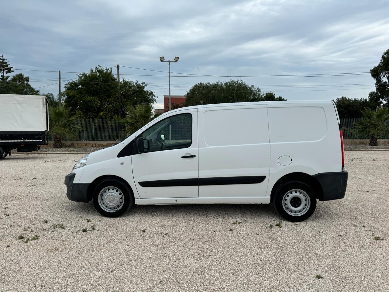 Peugeot Expert 2.0 HDI 120 CV KM 135.000 2 DISPONIBILI