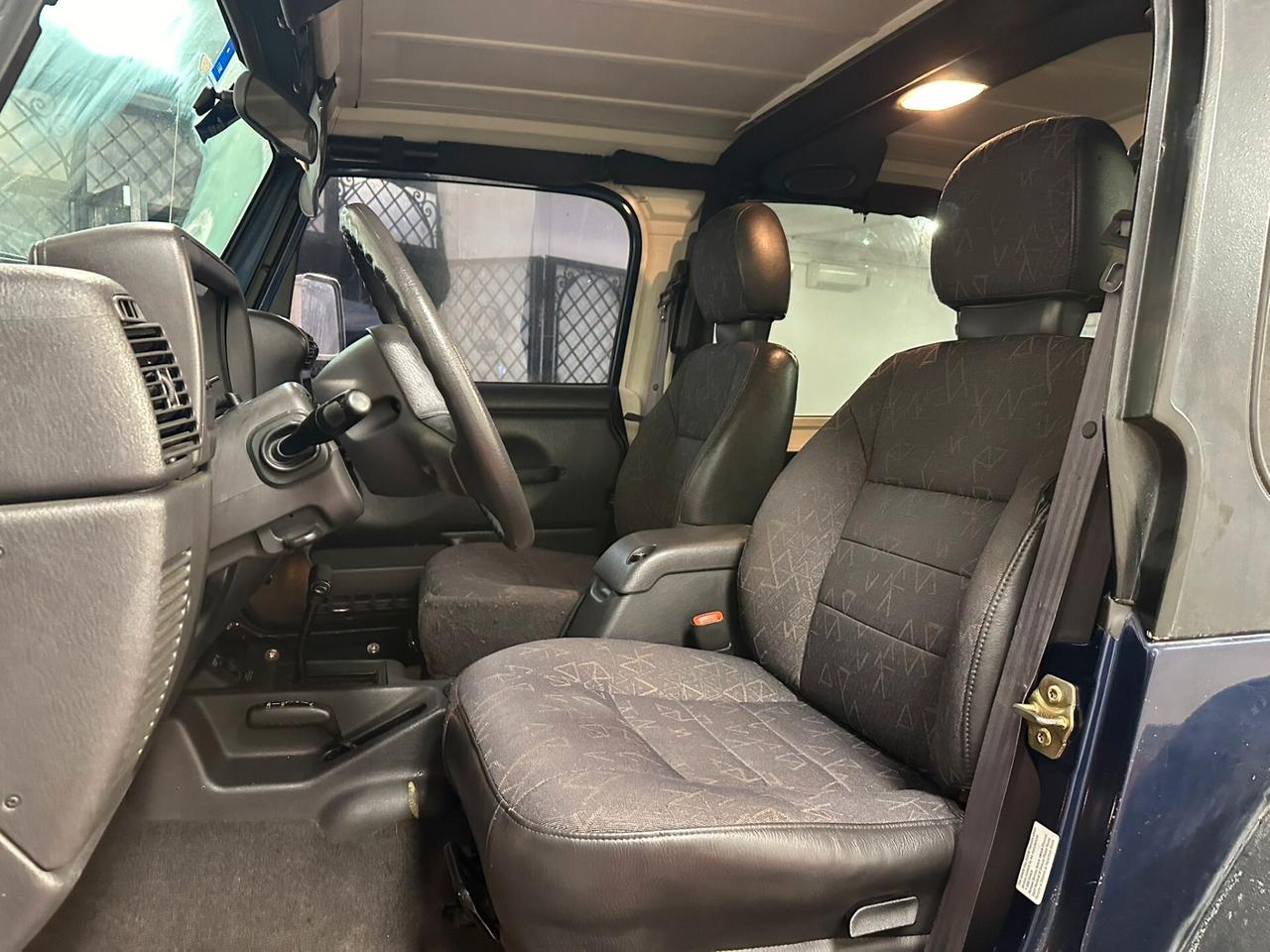 Jeep Wrangler 4.0 cat Sport