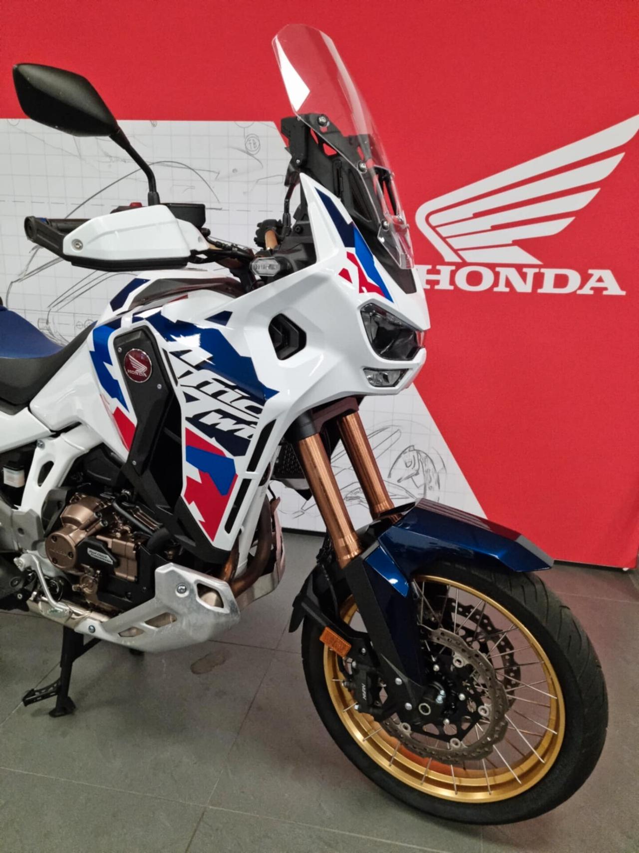 Honda CRF 1100 ADV SPORT DCT- 2024 - 7565 KM