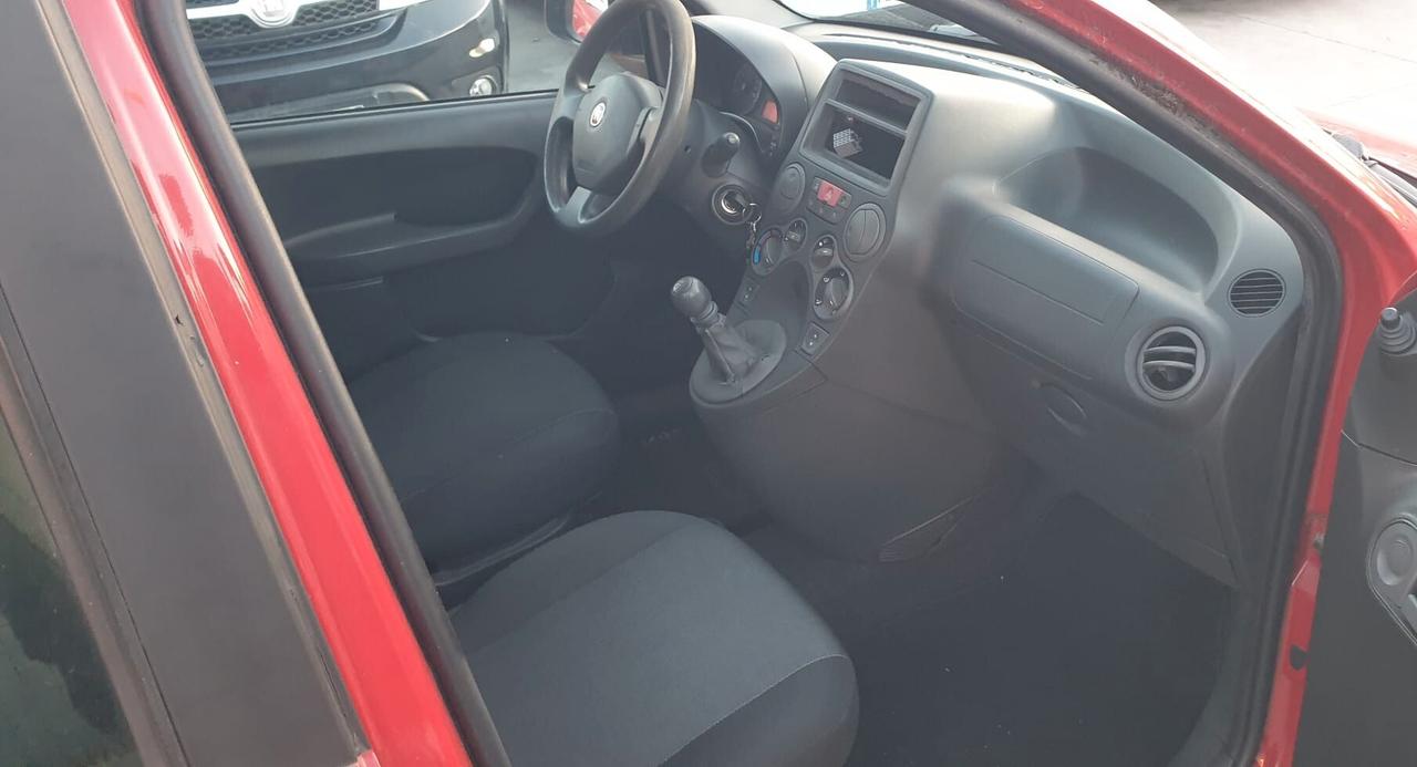 FIAT PANDA 4X4 1.3 MULTIJET OK NEOPATENTATI