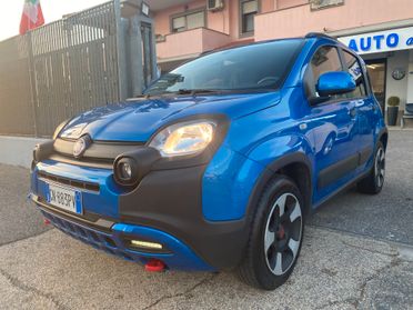 FIAT Panda 1.0 hybrid CROSS 5posti RadioAPP