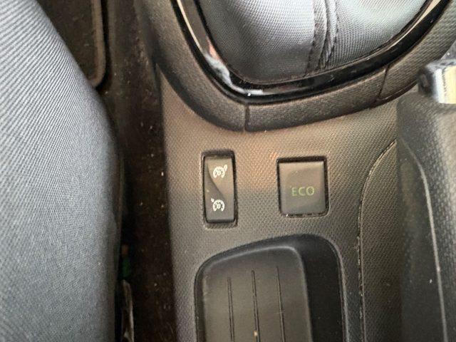RENAULT Clio 0.9 TCe 12V 90CV Start&Stop 5 porte Energy