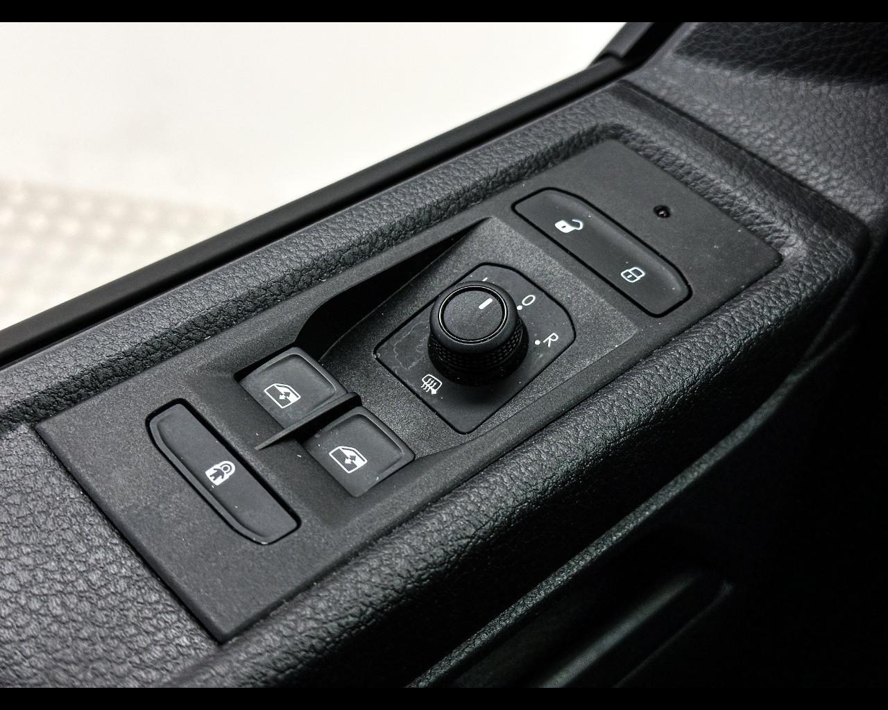 VOLKSWAGEN California 7ª '24-> - California 2.0 TDI 150 CV DSG Beach