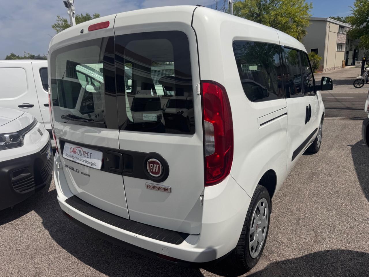 Fiat Doblo MAXI COMBI 5 POSTI 1.6 MJET 120CV PASSO LUNGO